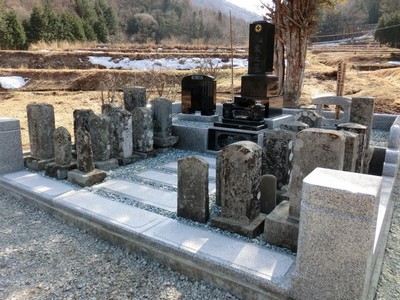 木祖村　個人墓地